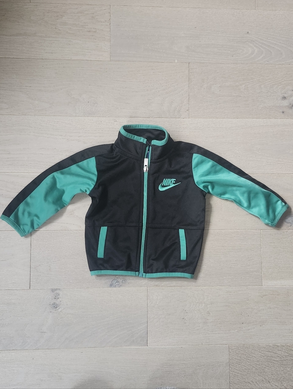 Nike Baby Boy Green Black Full Zip Sweater 6-9 Months